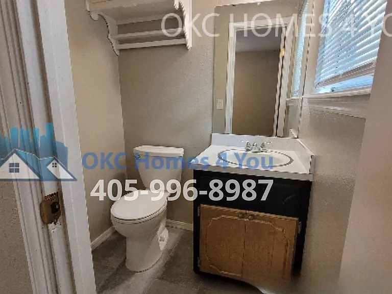 1700 Edgewood Dr — Photo 13