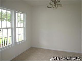 3rd image of 1000 Jade Ln