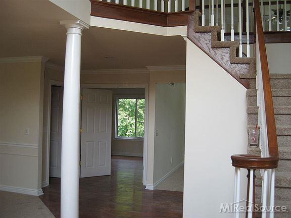 5th image of 49728 Shelby Creek Dr