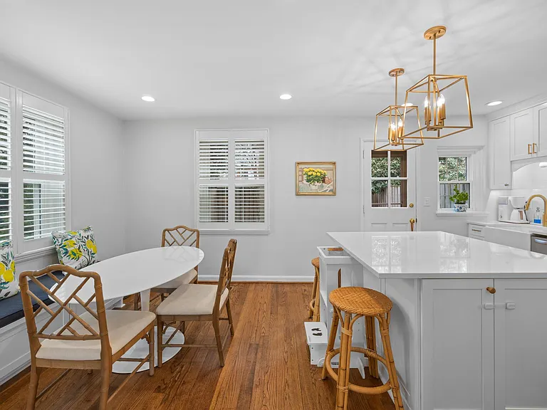 3203 S Stafford St — Photo 8