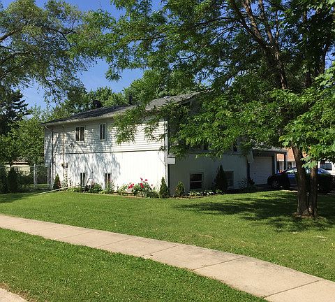 4th image of 349 Greenwood Dr