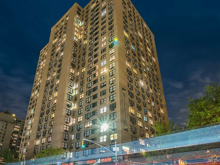 240 E 27th St #25A — Photo 40