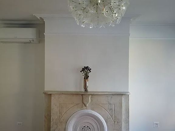 4th image of 228 11th St #2