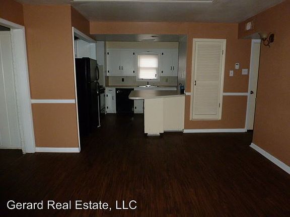 4th image of 1802 Beechwood Ln