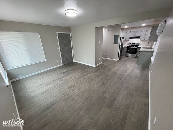 3rd image of 2000 W Lincoln Ave Unit 3