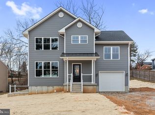 420 Oak Ave, Westminster, MD 21157