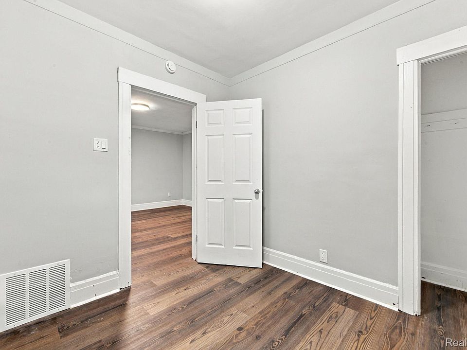 4603 Central St, photo 18