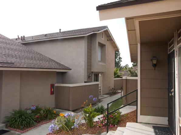 2411 Adirondack Row Unit 4, San Diego, CA 92139