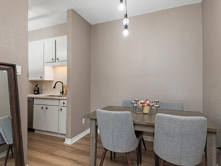 10047 Westpark Dr #33 — Photo 5