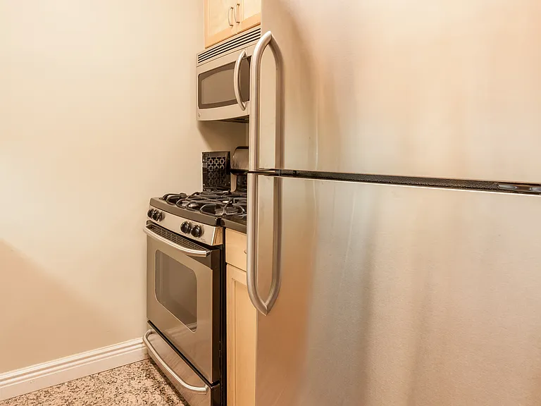 30 W 63rd St #20B — Photo 4