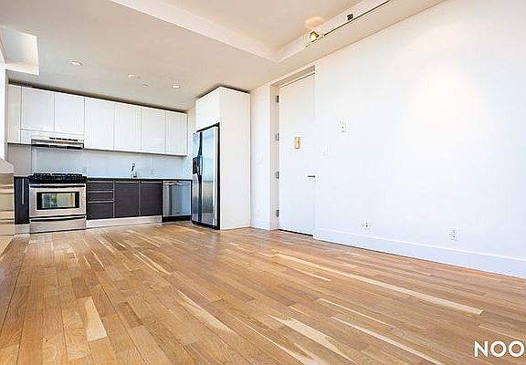 3rd image of 114 Troutman St #535