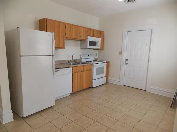 316 S Washington St, Evans City, PA