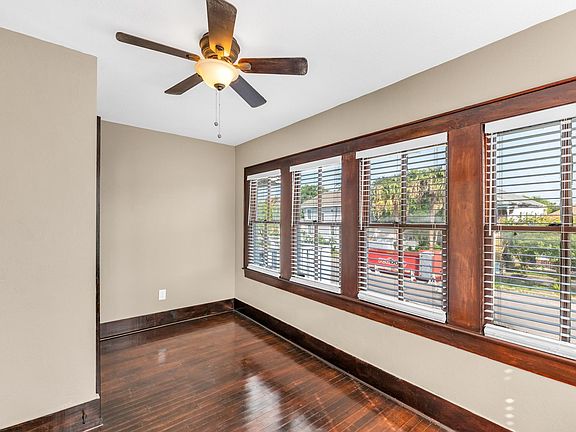 2nd image of 3010 Avenue Q APT 3
