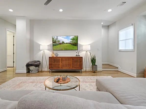 5089 Gaston Ave, Dallas, TX 75214