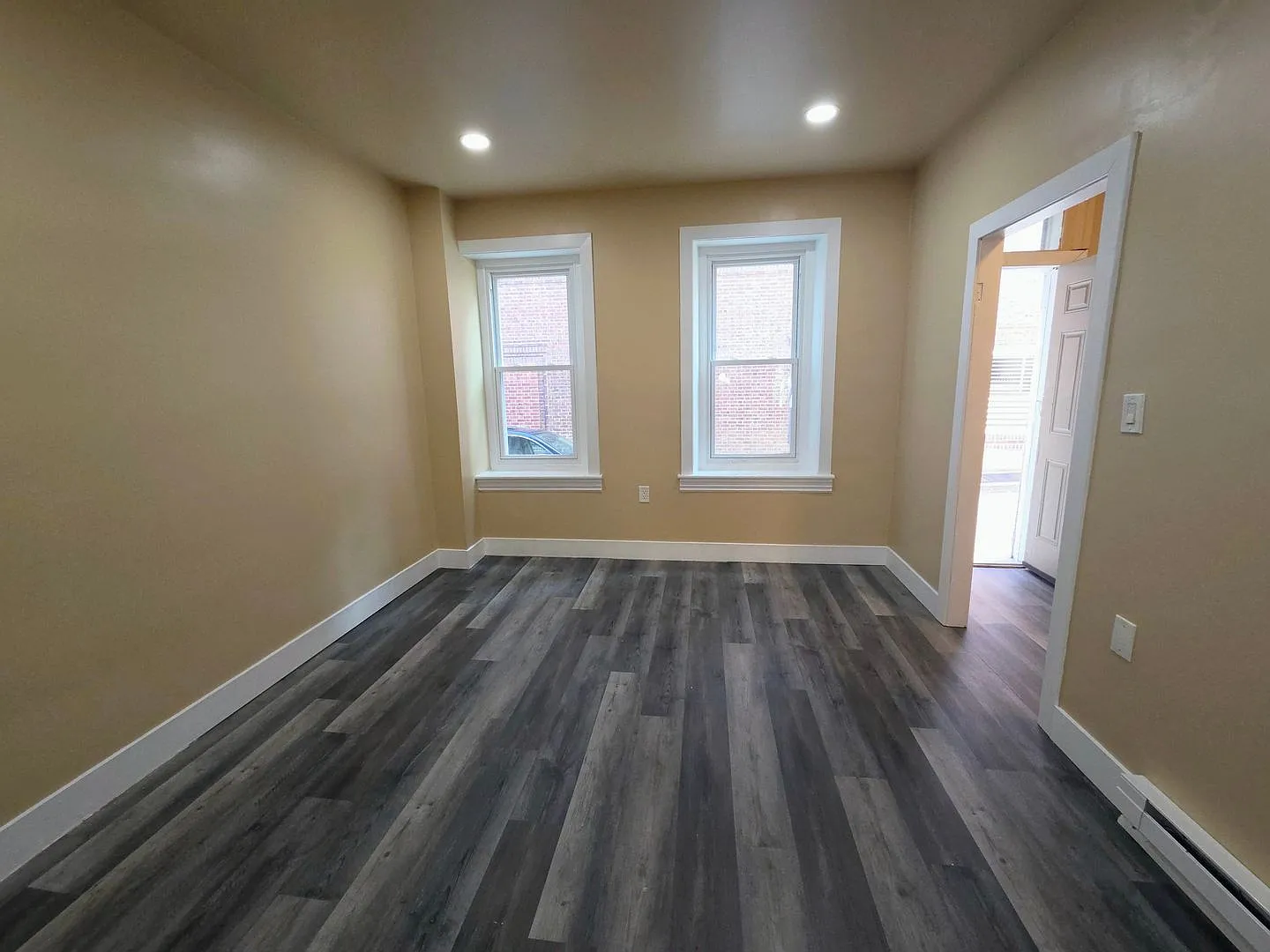 729 Chestnut Street — Photo 3