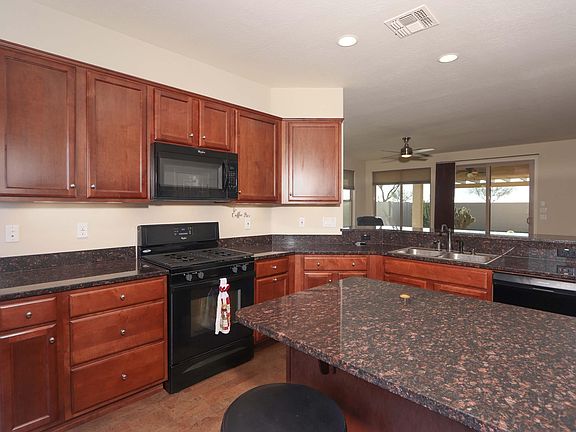 3rd image of 5143 W Pueblo Dr