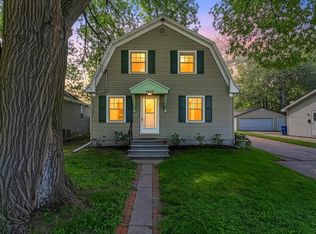 1492 Eliza St, Green Bay, WI 54301