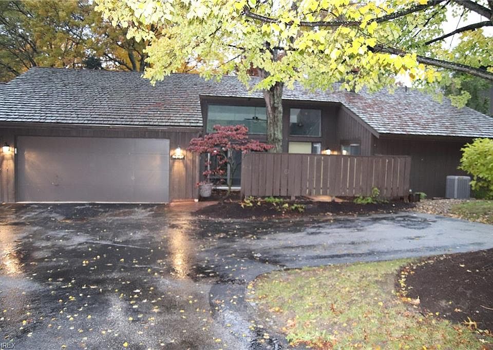 1st image of 417-37 Meadowview Dr