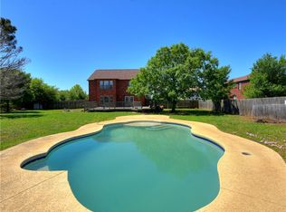 2025 Ridgemont Ln, Kyle, TX 78640