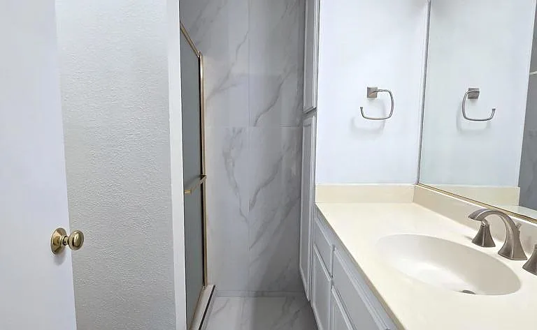 235 S Holliston Ave #113 — Photo 18