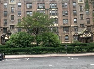 254 Martine Ave APT 6C, White Plains, NY