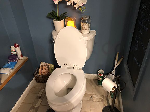 Side A: Upstairs bath