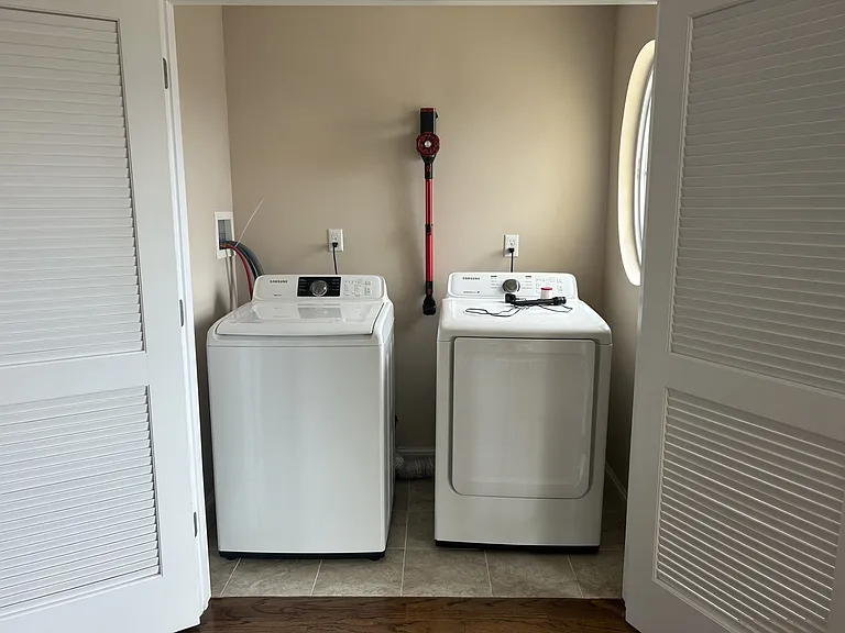 414 Sussex St #2 — Photo 6