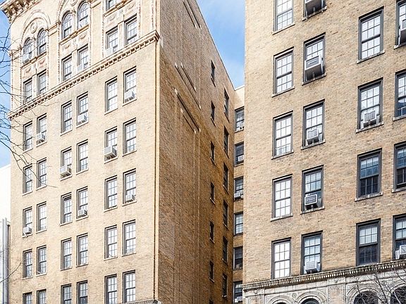5th image of 55 W 11th St APT 6F