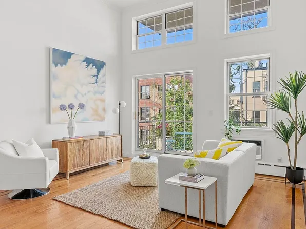 687 Leonard St APT 3B, Brooklyn, NY 11222