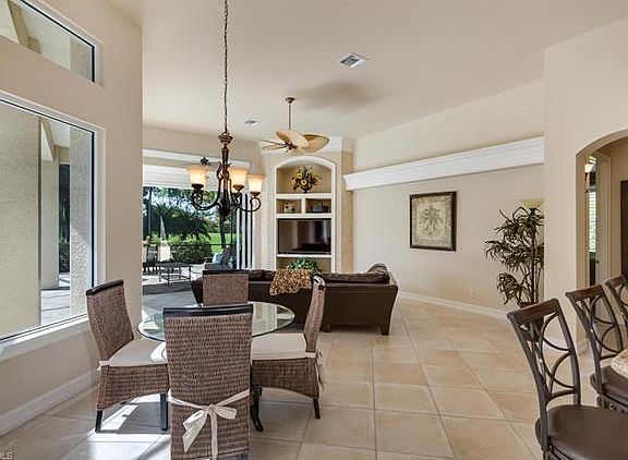 4th image of 2753 Olde Cypress Dr
