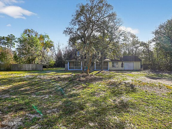 3rd image of 3139 S DEER Avenue