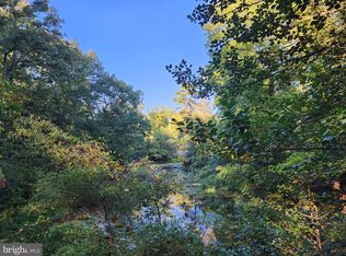 Cedar Ln, Colonial Beach, VA 22443