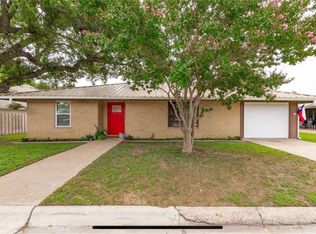 203 E Brier Ln, Burnet, TX 78611