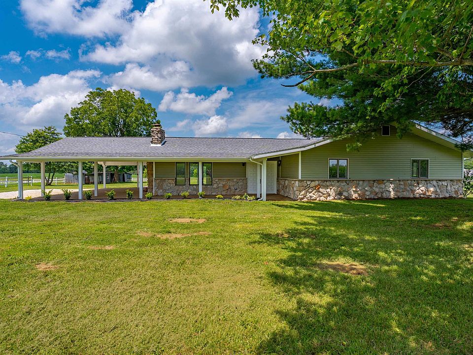 1st image of 2444 Metzger Rd
