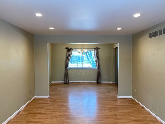 5th image of 6900 Essex Ct