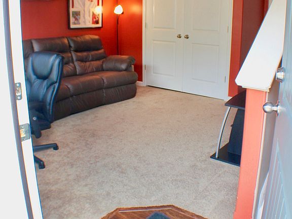 3rd image of 5909 Winberry Creek Dr
