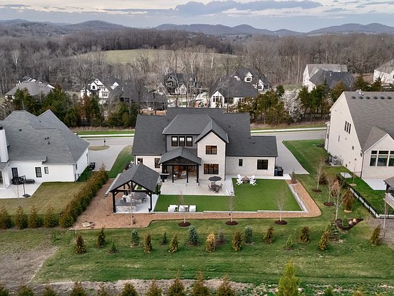 2nd image of 4668 Majestic Meadows Dr
