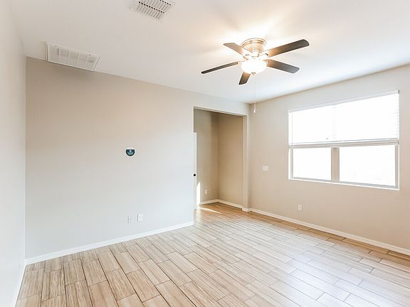 4th image of 10406 W Hughes Dr