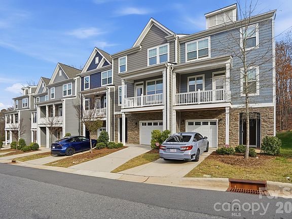 2nd image of 10223 Glenmere Creek Cres