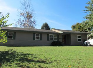 931 Riverside Dr, Neosho, MO 64850