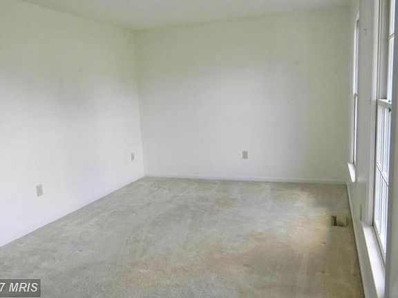 4th image of 268 Dogwood Dr