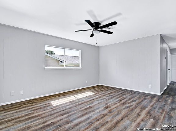 4th image of 4903 Casa Oro St