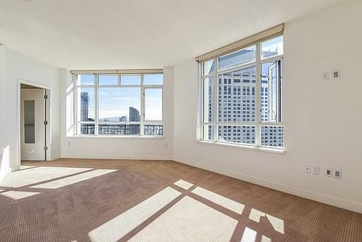 5th image of 700 W Harbor Dr Unit 2502