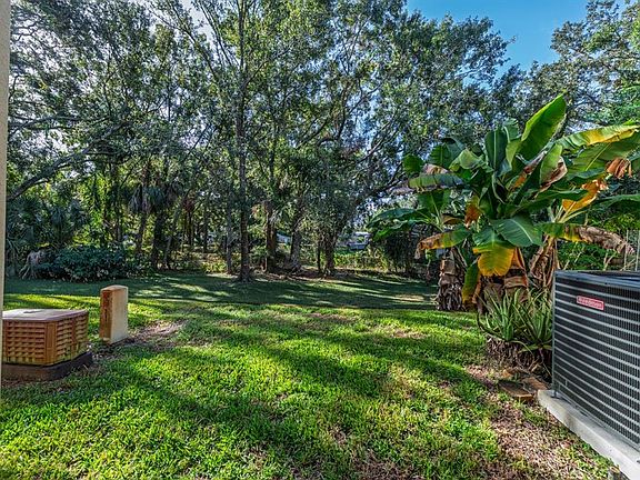 5th image of 1986 Fiesta Ridge Ct