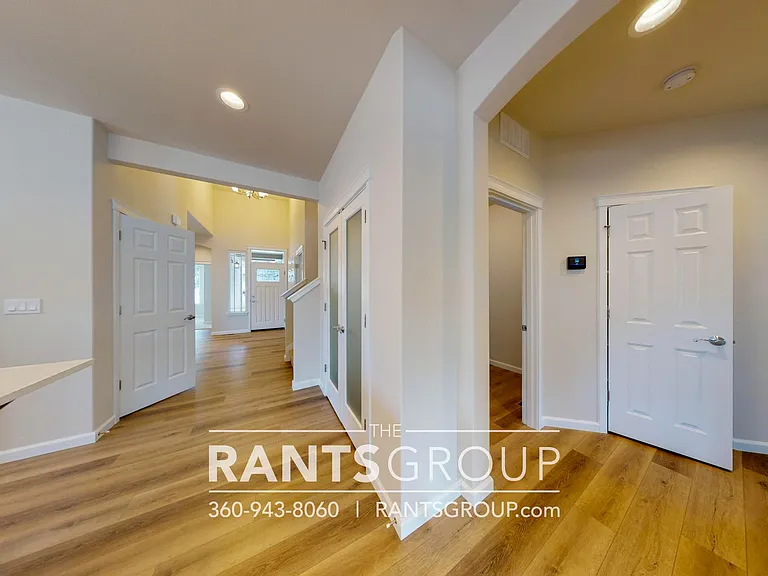 5212 Marian Dr NE — Photo 12