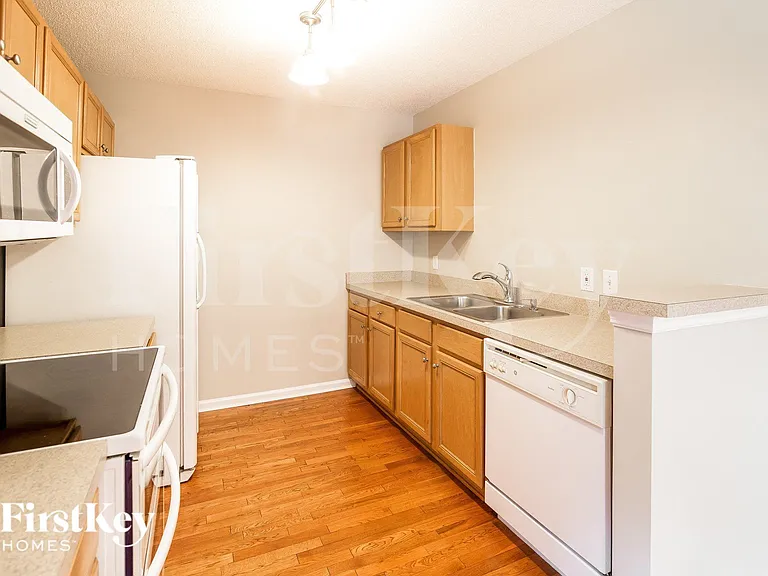 113 Tyron Rd — Photo 7