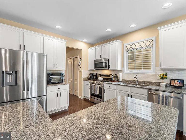 15119 Kroll Ln — Photo 11