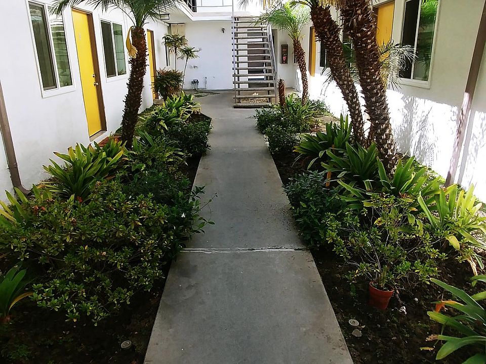 1st image of 4261 W 182nd St APT W