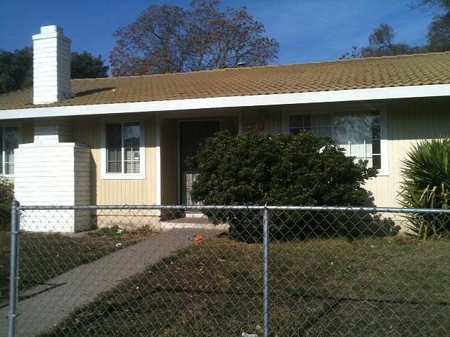 2nd image of 1119 Porter Ave
