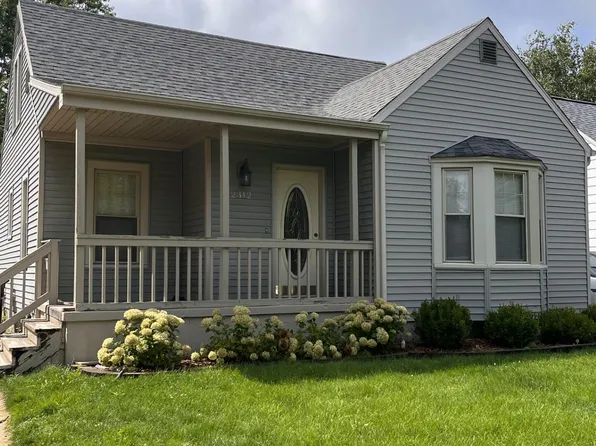 2312 Clifton Ave, Lansing, MI 48910